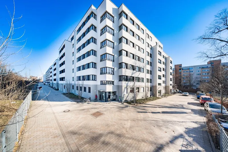 WBS (100,140 oder 160) mit besonderem Wohnbedarf für 3 Räume erforderlich… Barrierefrei… — photo 1